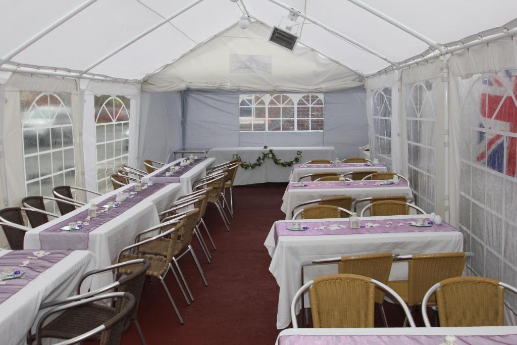 Longview Hotel Knutsford Esterno foto